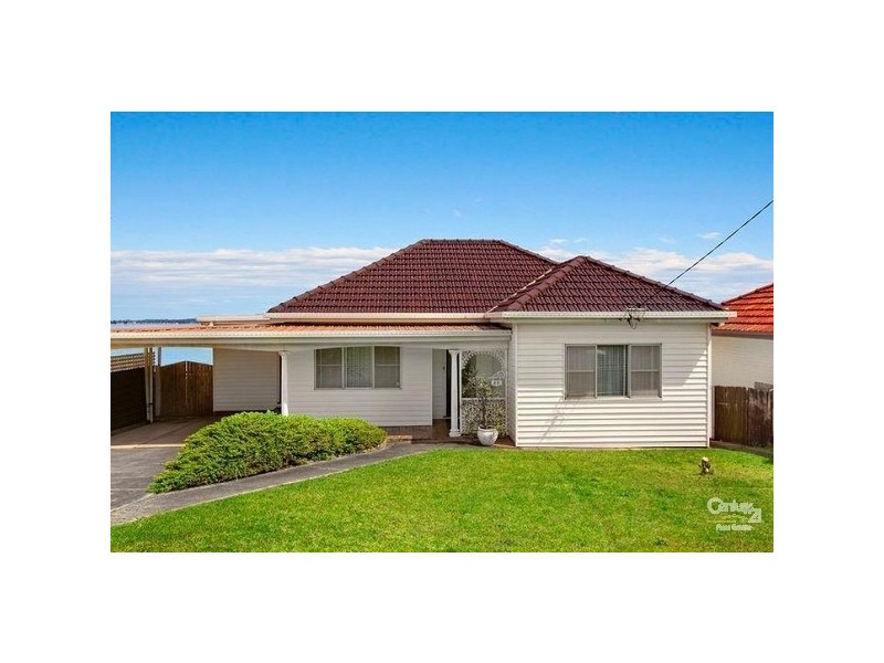 49 Northcliffe Drive, Lake Heights NSW 2502