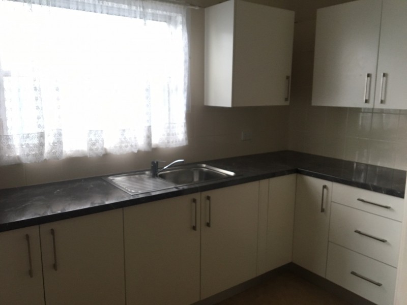 49 Northcliffe Drive, Lake Heights NSW 2502