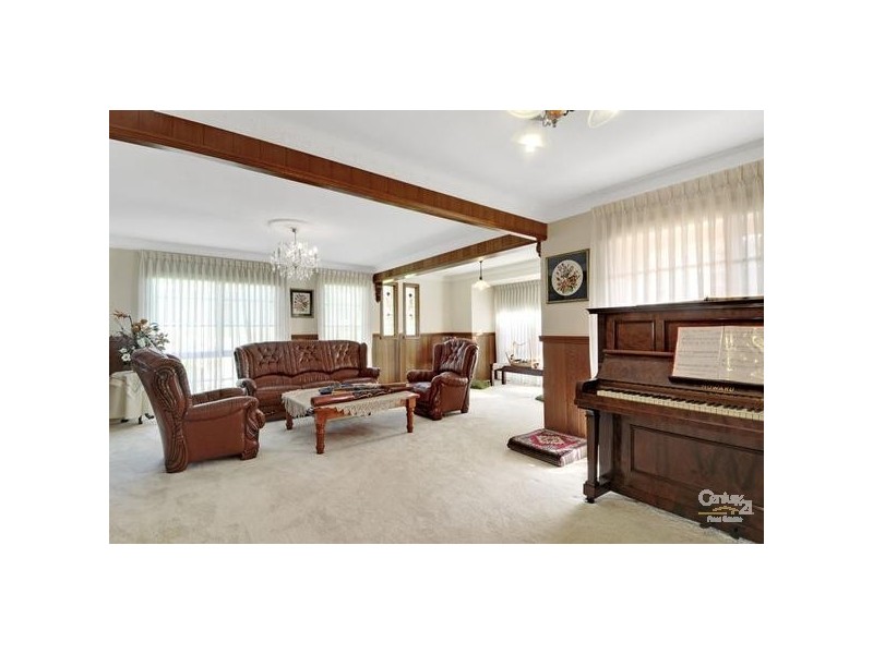 20 Canaan Ave, Figtree NSW 2525