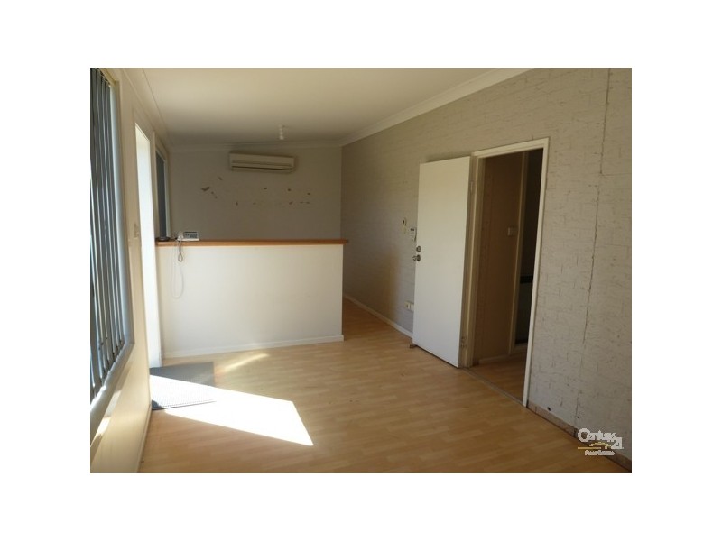 1/30 Sunset Avenue, Barrack Heights NSW 2528