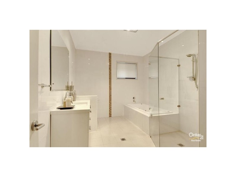 68 KEIRA STREET, Port Kembla NSW 2505