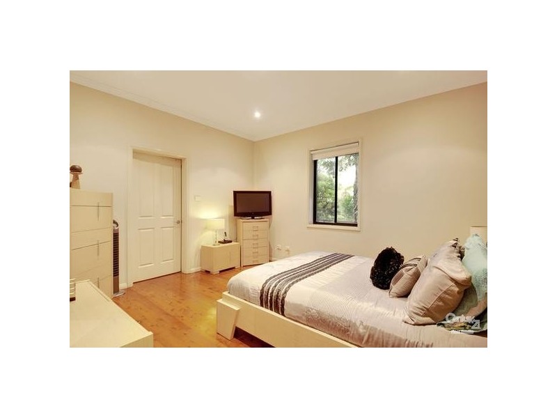 68 KEIRA STREET, Port Kembla NSW 2505