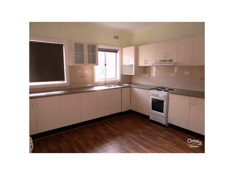 8 Achilles, North Wollongong NSW 2500