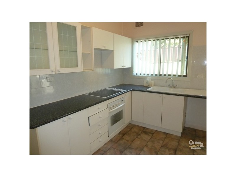 20 Booyong Street, West Wollongong NSW 2500