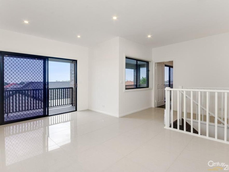 24b Charles Rd, Fernhill NSW 2519