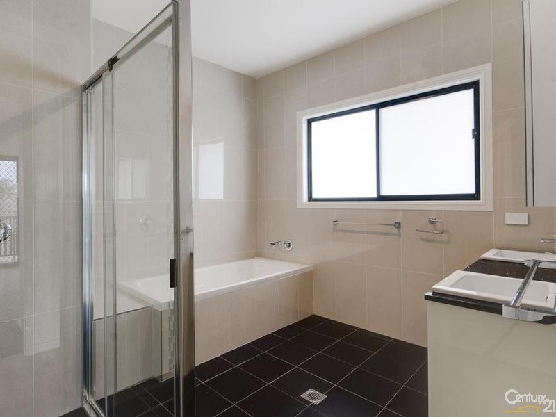 24b Charles Rd, Fernhill NSW 2519