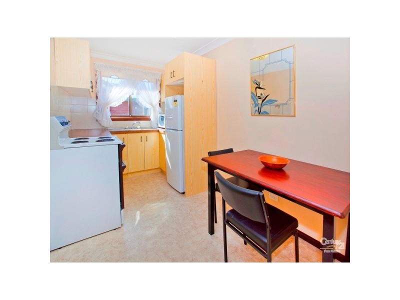 2/11 Gilmore Street, West Wollongong NSW 2500