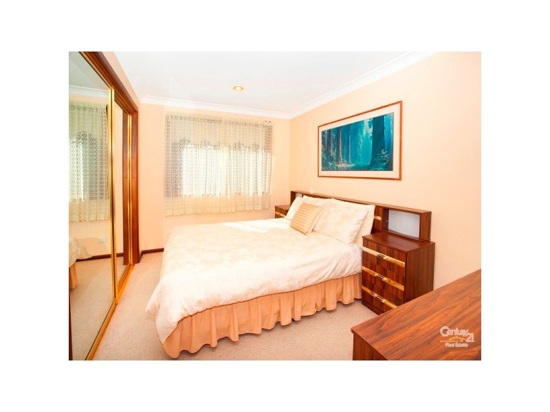 2/11 Gilmore Street, West Wollongong NSW 2500