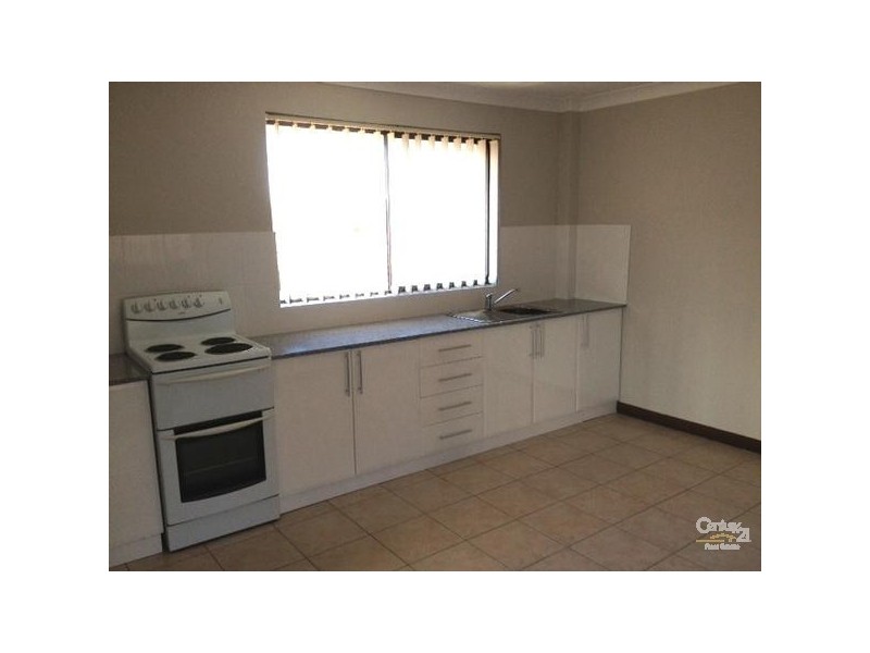 4/7 St Lukes Ave, Brownsville NSW 2530