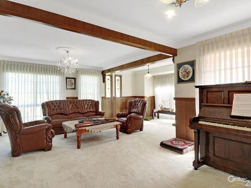 20 Canaan Ave, Figtree NSW 2525