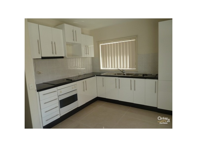 4/13 George Street, Wollongong NSW 2500