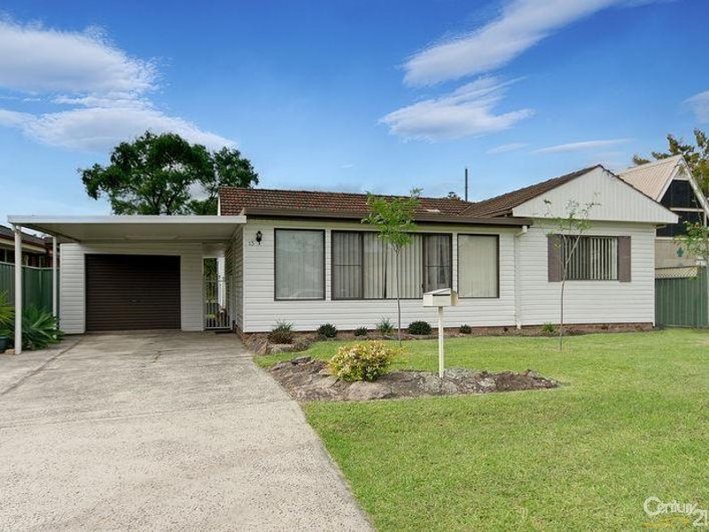 13 Toronto Ave, Dapto NSW 2530