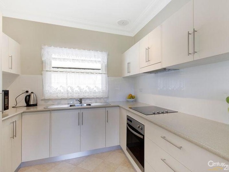 33 Ellengowan Crescent, Fairy Meadow NSW 2519