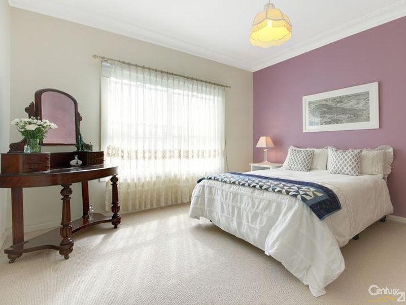 33 Ellengowan Crescent, Fairy Meadow NSW 2519