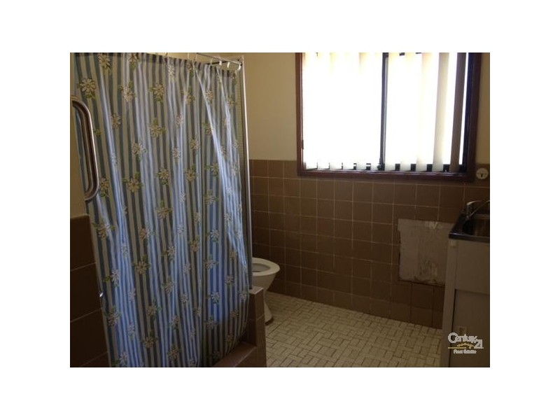 1/13 St Lukes Ave, Brownsville NSW 2530