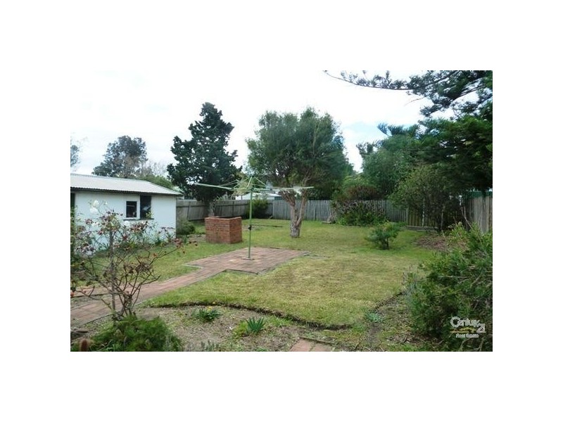 57 Essex Street, Berkeley NSW 2506