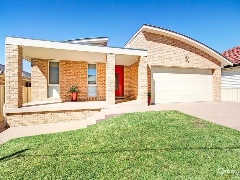 11a Gilbert Street, Corrimal NSW 2518