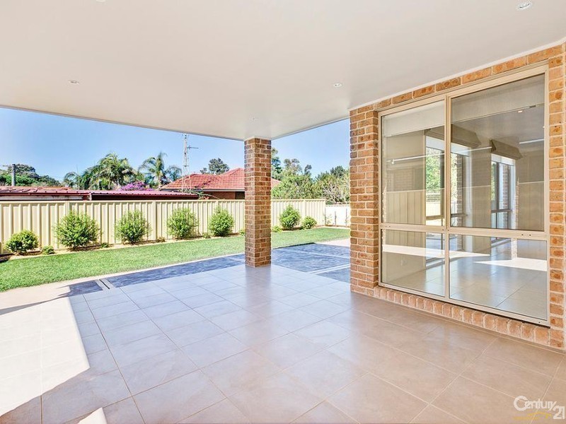 11a Gilbert Street, Corrimal NSW 2518