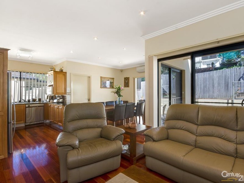 2/65 Outlook Drive, Figtree NSW 2525