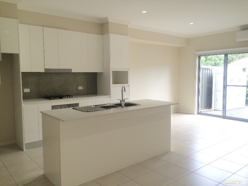 7/8 Sproule Crescent, Balgownie NSW 2519