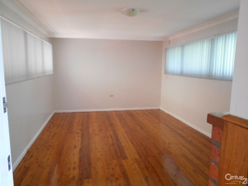 15 Yates Avenue, Mount Keira NSW 2500