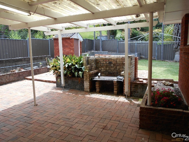 15 Yates Avenue, Mount Keira NSW 2500