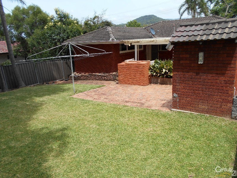 15 Yates Avenue, Mount Keira NSW 2500