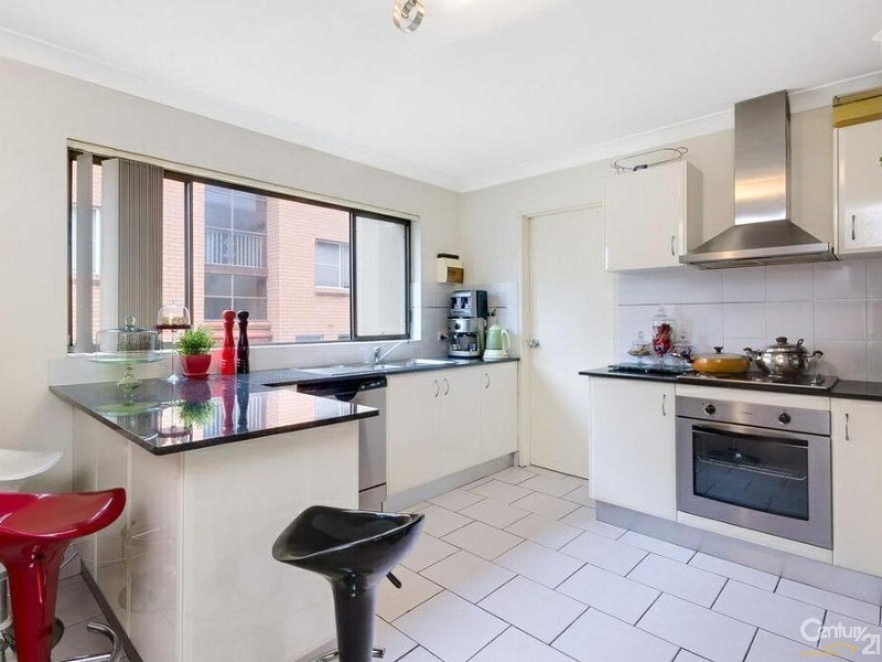 3/4 Loftus Street, Wollongong NSW 2500