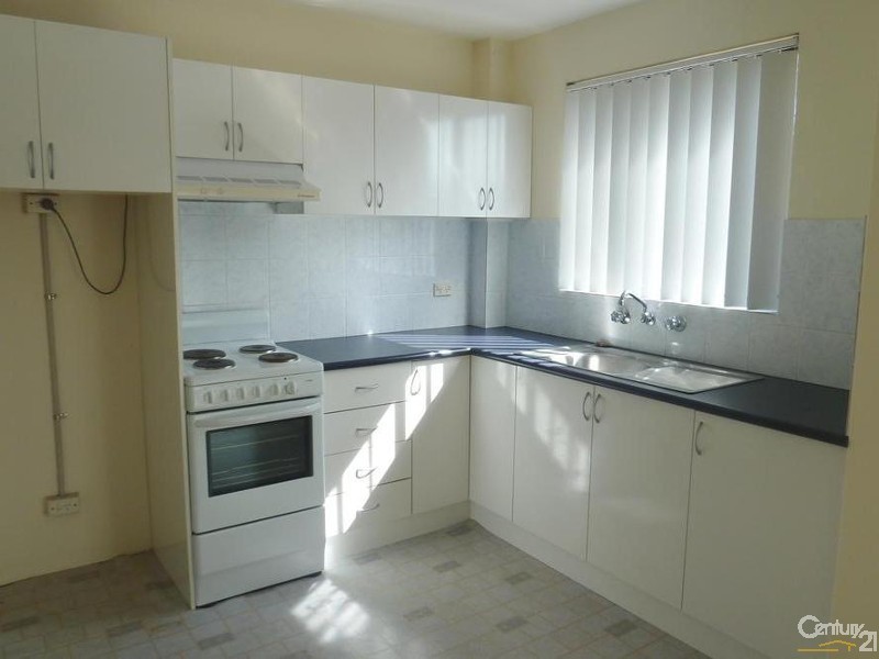 1/15 England Street, Wollongong NSW 2500