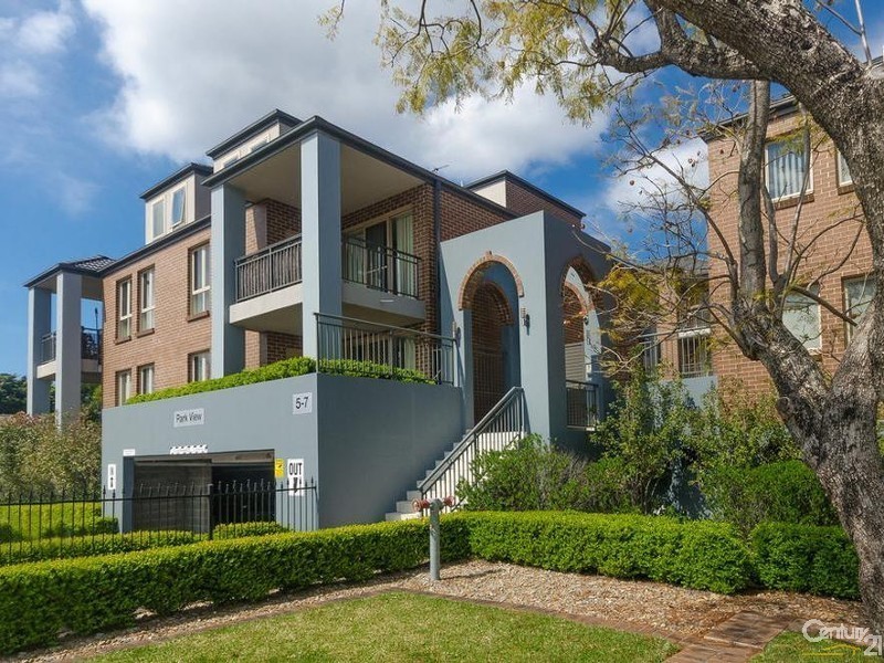 20/5-7 Princes Highway, Figtree NSW 2525