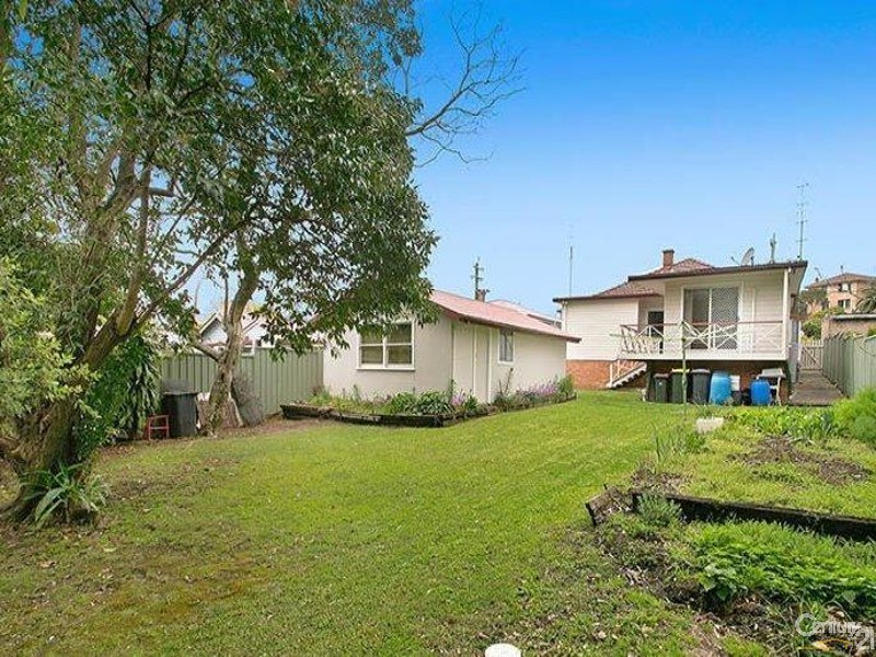 18 Mercury Street, Wollongong NSW 2500