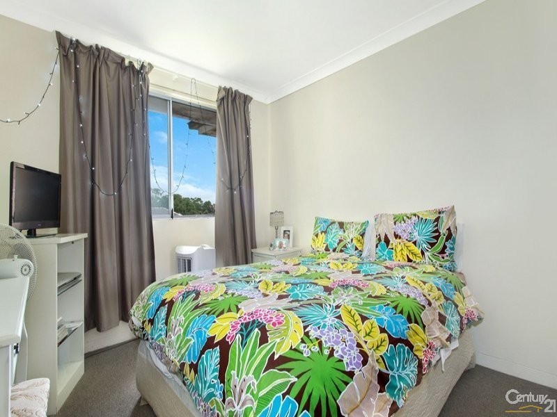 6/30 The Avenue, Corrimal NSW 2518