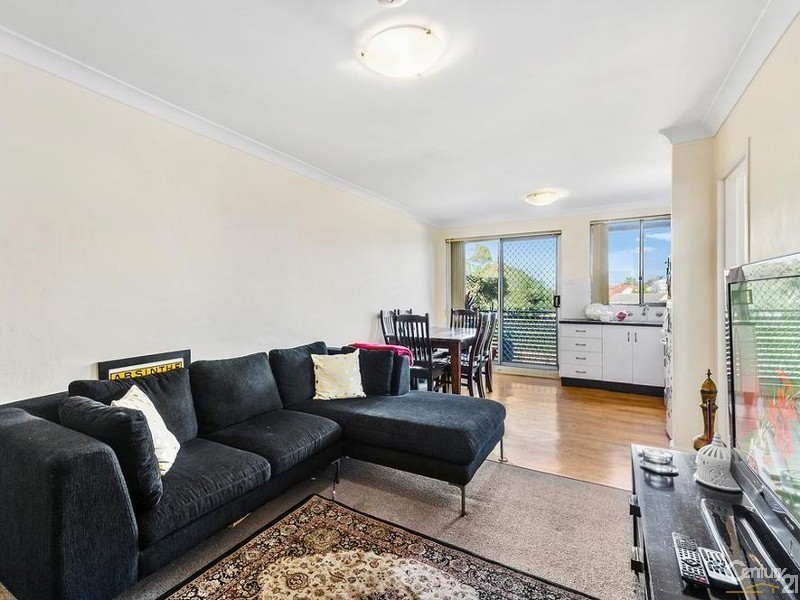 5/83 Balgownie Rd, Balgownie NSW 2519