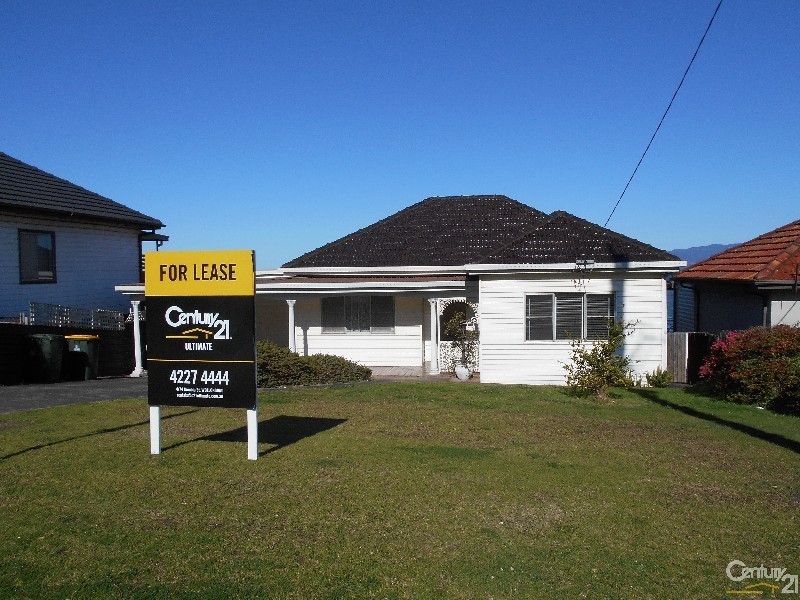 49 Northcliffe Drive, Lake Heights NSW 2502