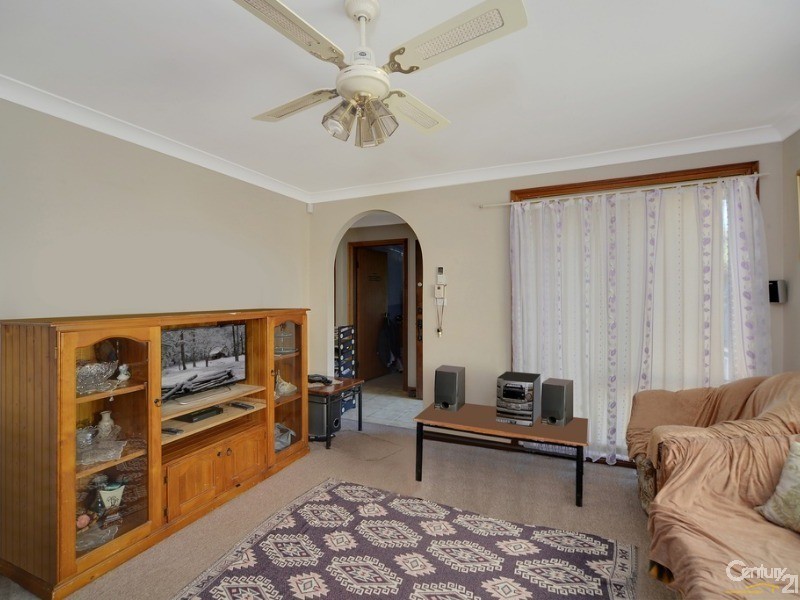 18 Birmingham Street, Cringila NSW 2502