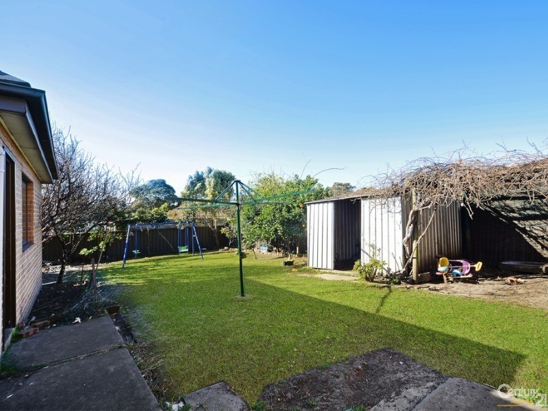 18 Birmingham Street, Cringila NSW 2502