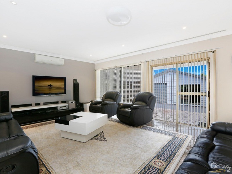 55 Donald Street, Fairy Meadow NSW 2519