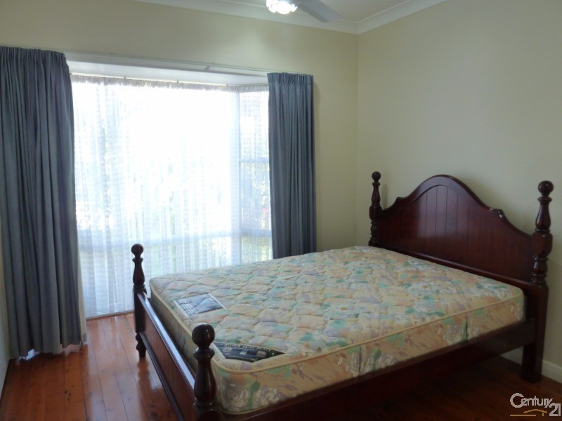 18 Mercury Street, Wollongong NSW 2500