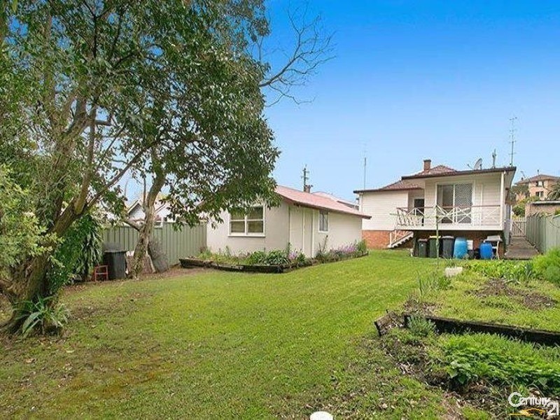 18 Mercury Street, Wollongong NSW 2500