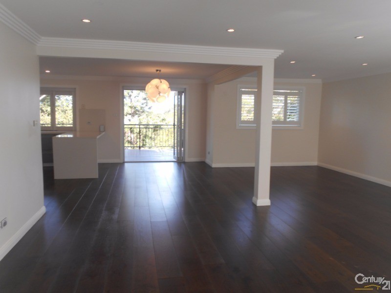 7  Baker Street, Figtree NSW 2525