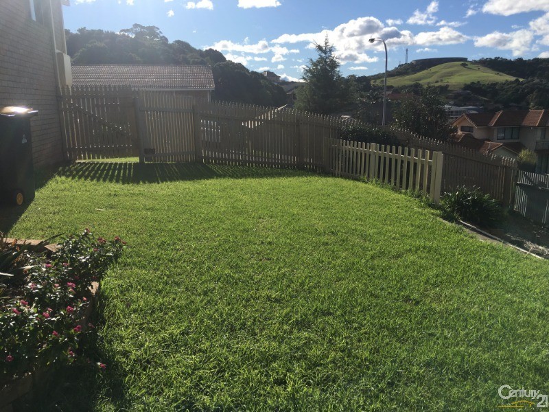 53  Semaphore Road, Berkeley NSW 2506