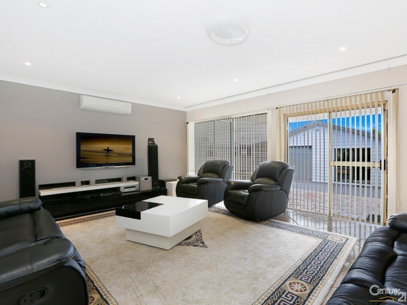 55 Donald Street, Fairy Meadow NSW 2519