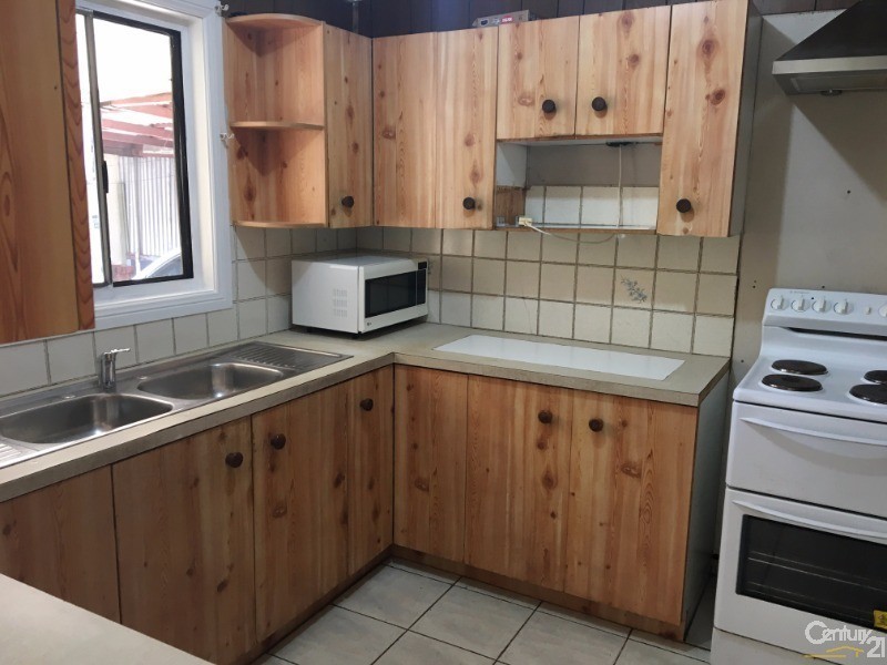 16 Finlayson Street, Wollongong NSW 2500