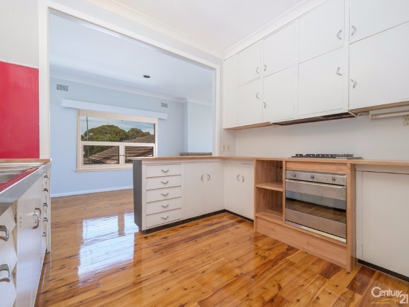 43  Toorak Ave, Mangerton NSW 2500