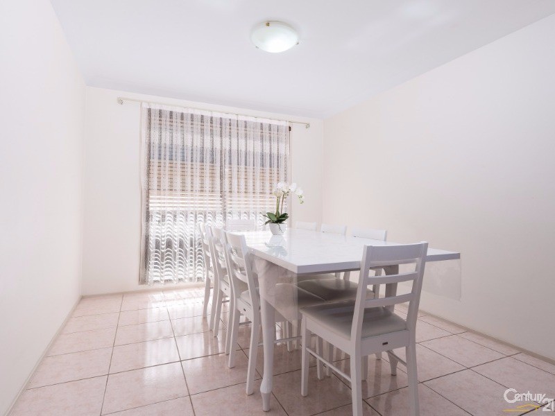 281 Braidwood Drive, Prestons NSW 2170