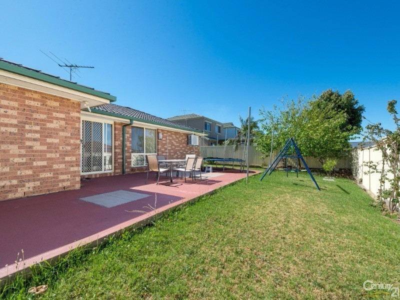 281 Braidwood Drive, Prestons NSW 2170