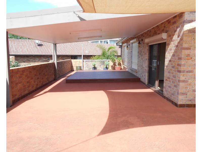 22 Arvenis Crescent, Balgownie NSW 2519