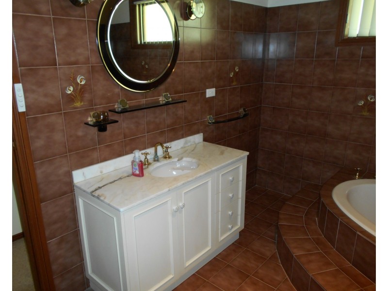 22 Arvenis Crescent, Balgownie NSW 2519