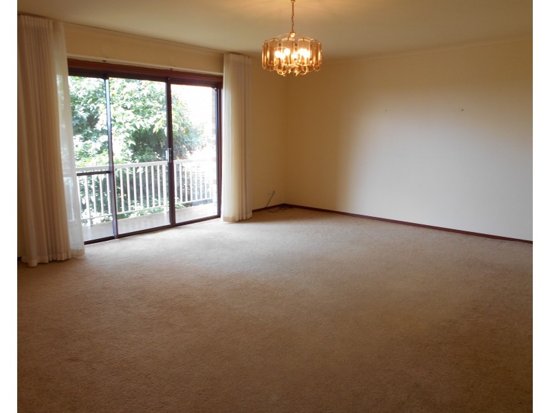 22 Arvenis Crescent, Balgownie NSW 2519