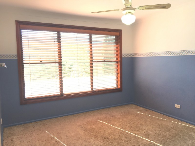 3 Bradley Avenue, Mount Kembla NSW 2526